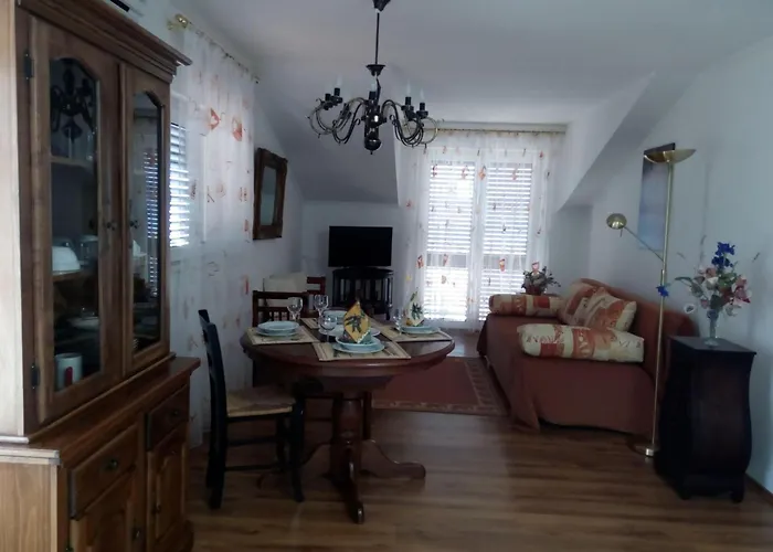 By Interhome