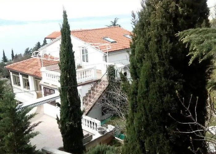 By Interhome דירה נובי ווינודולסקי